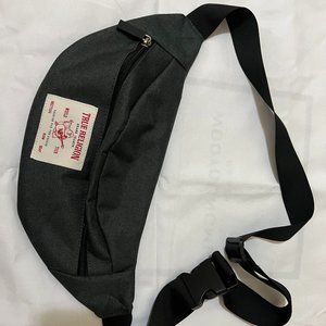 TRUE RELIGION Slinger Belt Bag In Black